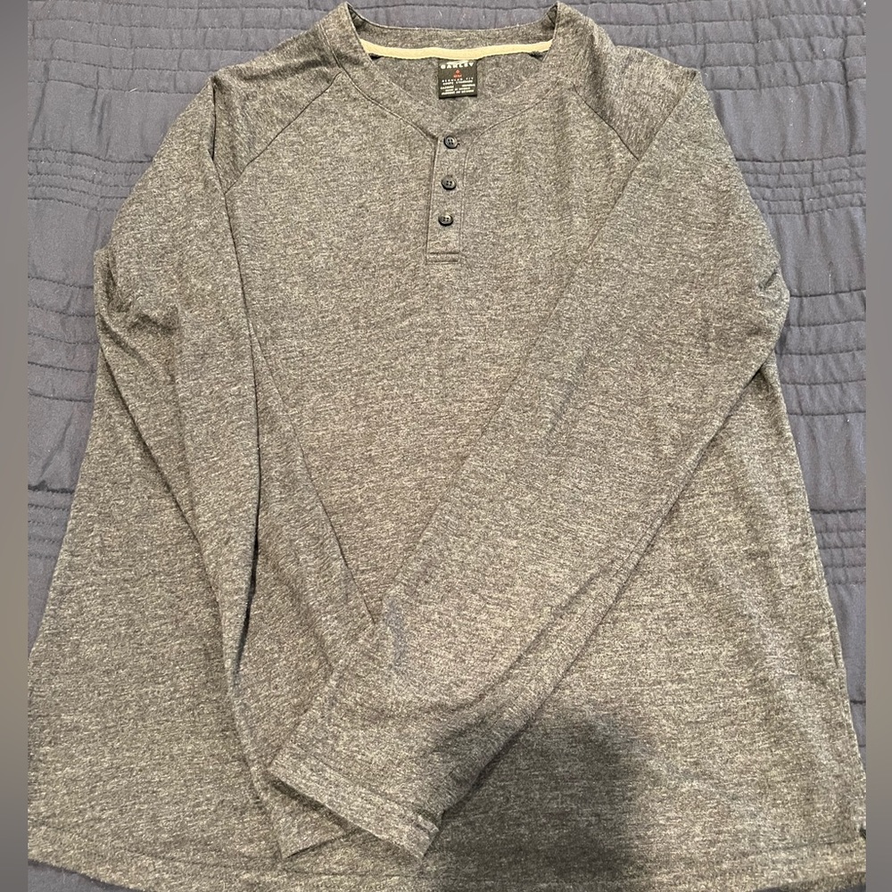 Oakley Henley